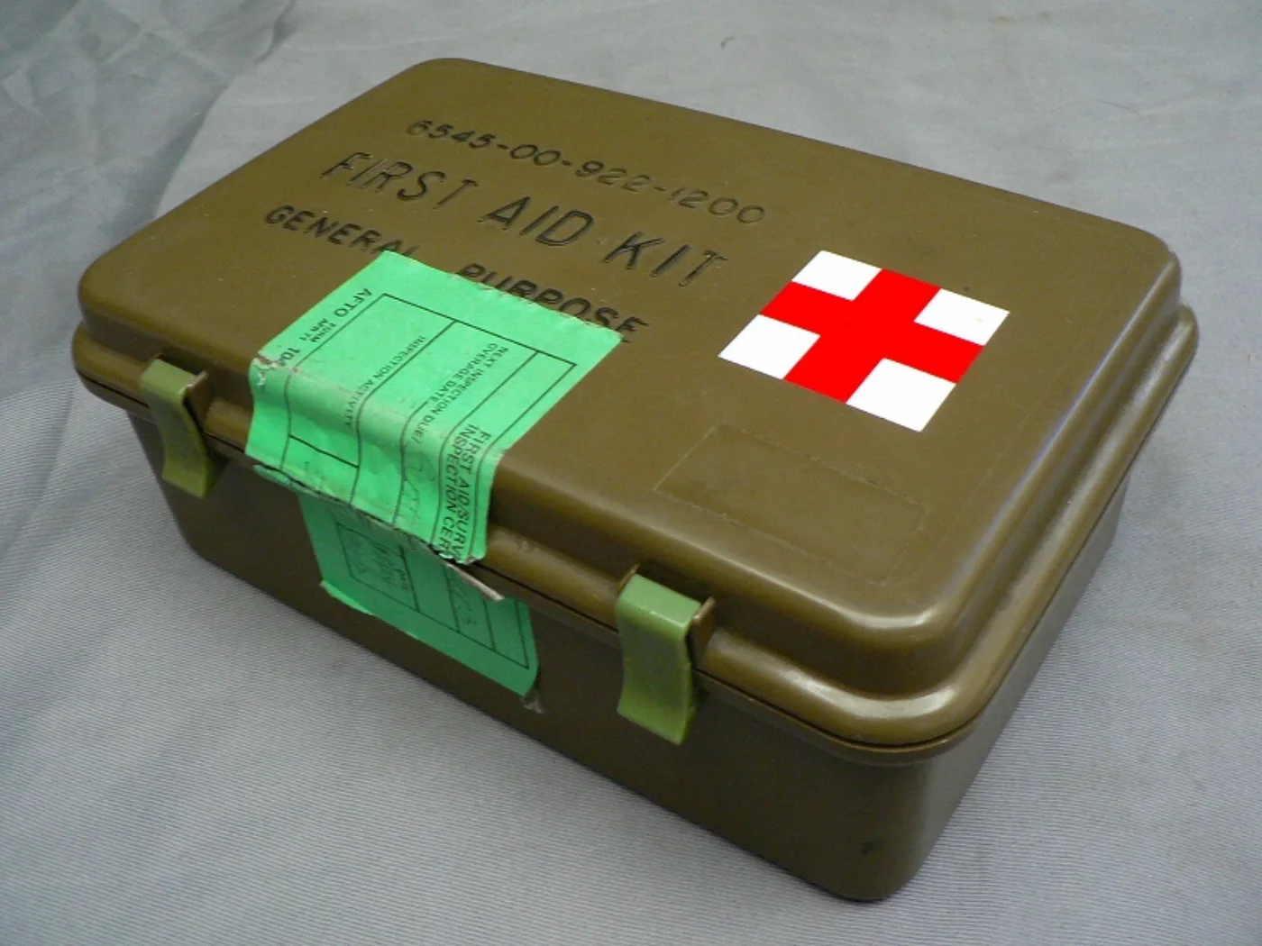ミリタリーショップ 南国百貨店.COM|沖縄 FIRST AID KIT 中味入り ハサミ付き [D-1275] - F 記録写真2