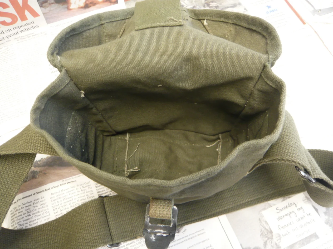 ミリタリーショップ 南国百貨店.COM|沖縄 ショルダーバッグ サイズ：約15cm×19cm×8cm [A-298] - 記録写真5