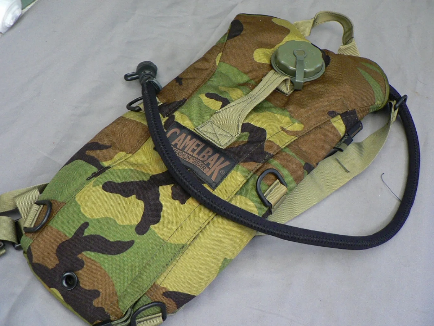 ミリタリーショップ 南国百貨店.COM|沖縄 CAMELBAK キャメルバック 迷彩柄 3L [Z X-292] - C 記録写真2