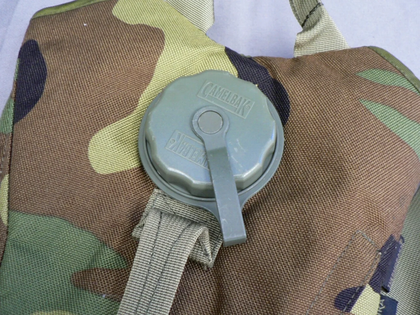 ミリタリーショップ 南国百貨店.COM|沖縄 CAMELBAK キャメルバック 迷彩柄 3L [Z X-292] - C 記録写真4