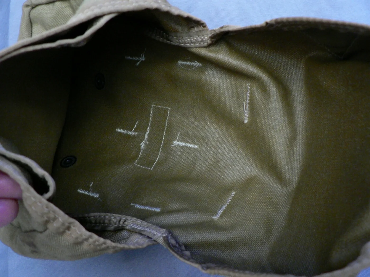 ミリタリーショップ 南国百貨店.COM|沖縄 新型 コヨーテ FIRST AID POUCH [Z C-1076] - 記録写真6