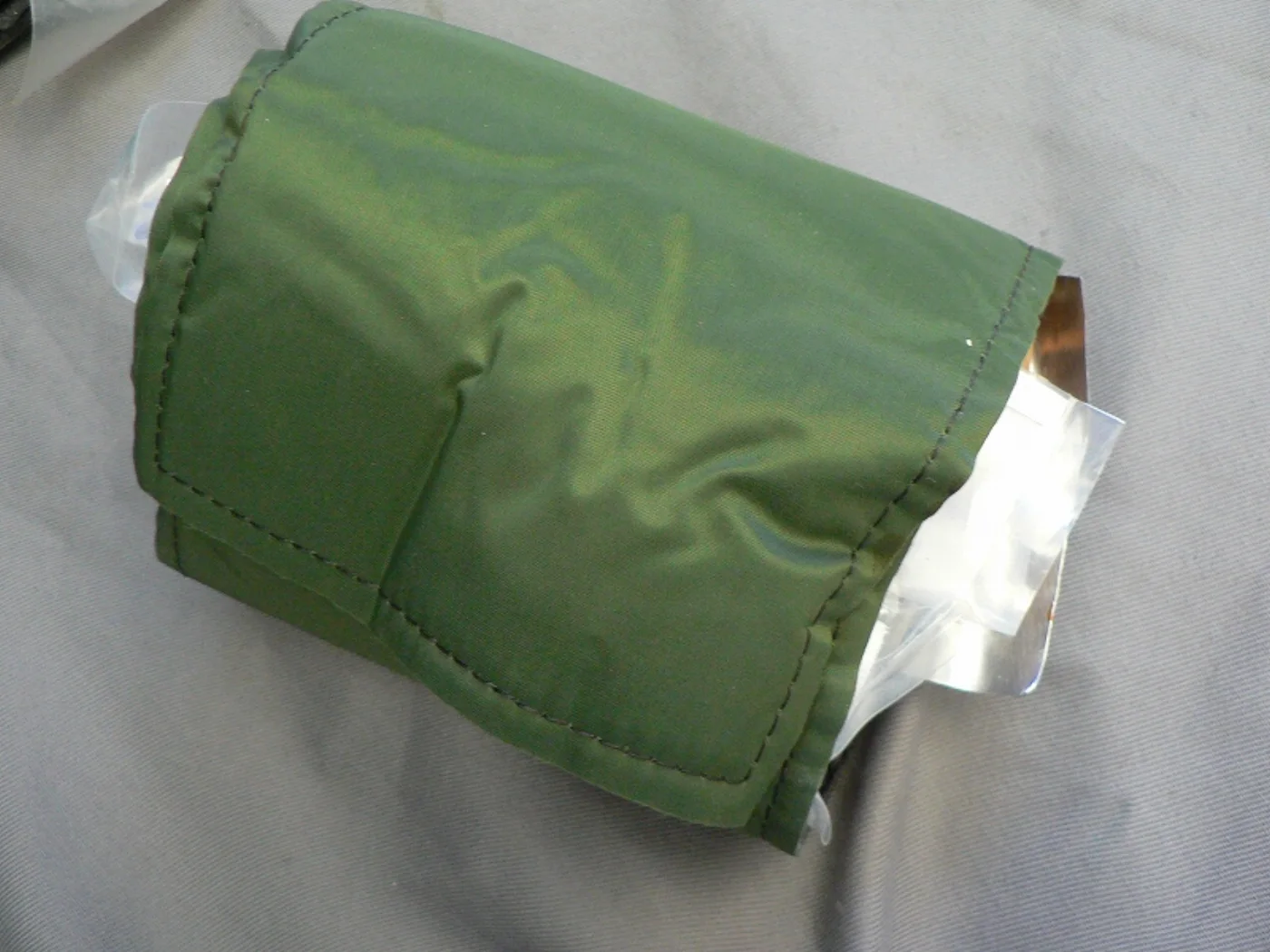 ミリタリーショップ 南国百貨店.COM|沖縄 戦闘機用 FIRST AID KIT 中味入り [D-1283] - 戦闘 記録写真7