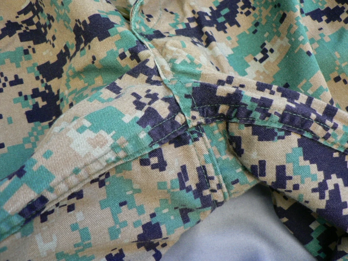 ミリタリーショップ 南国百貨店.COM|沖縄 マーパット ウッドランド パンツ L-R USMC 海兵隊 新型迷彩 デジ 記録写真5