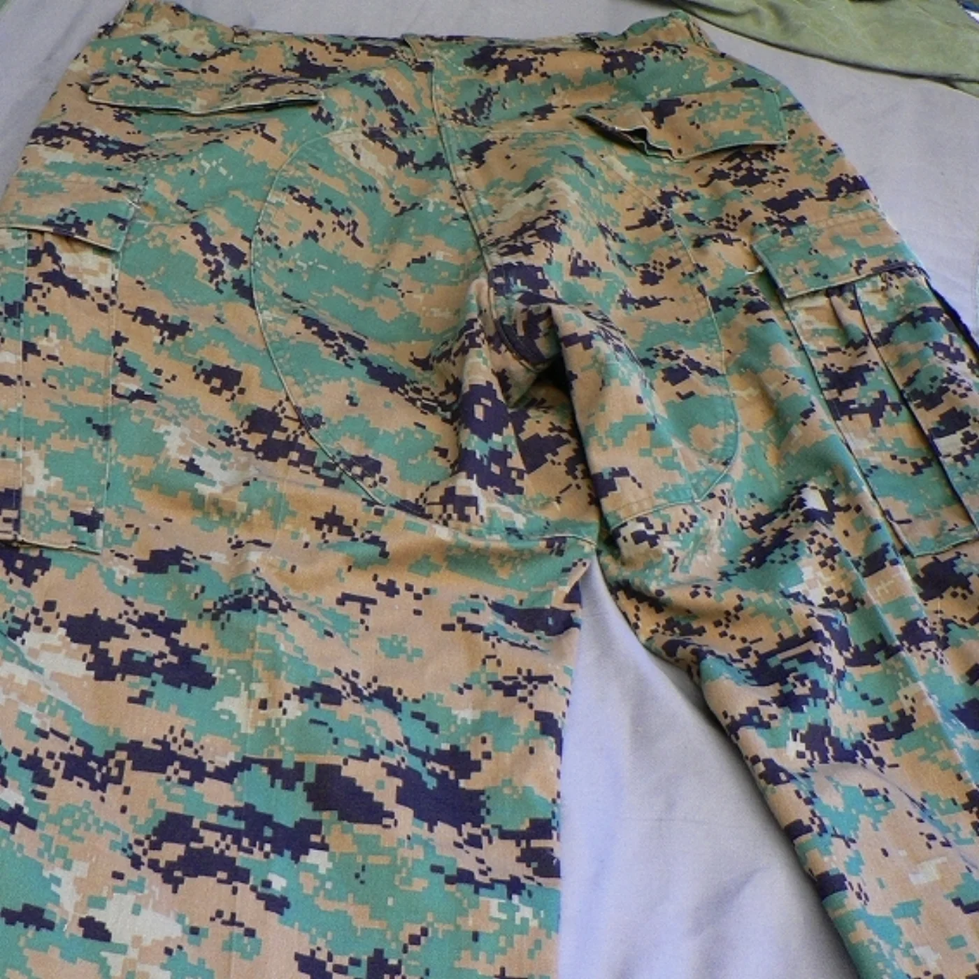 ミリタリーショップ 南国百貨店.COM|沖縄 マーパット ウッドランド パンツ L-R USMC 海兵隊 新型迷彩 デジ 記録写真6