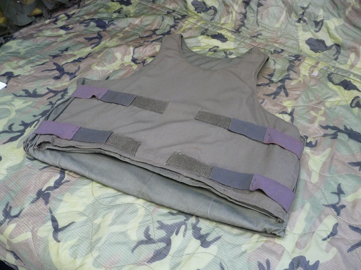 ミリタリーショップ 南国百貨店.COM|沖縄 CVC BODY ARMOR M-L ボディーアーマー [M-057] - 記録写真2