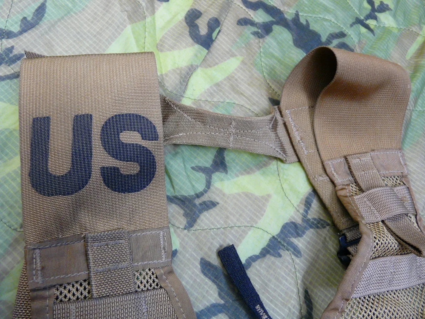 ミリタリーショップ 南国百貨店.COM|沖縄 SDS ZIPPERED FLC VEST コヨーテベスト [L-205] 記録写真5