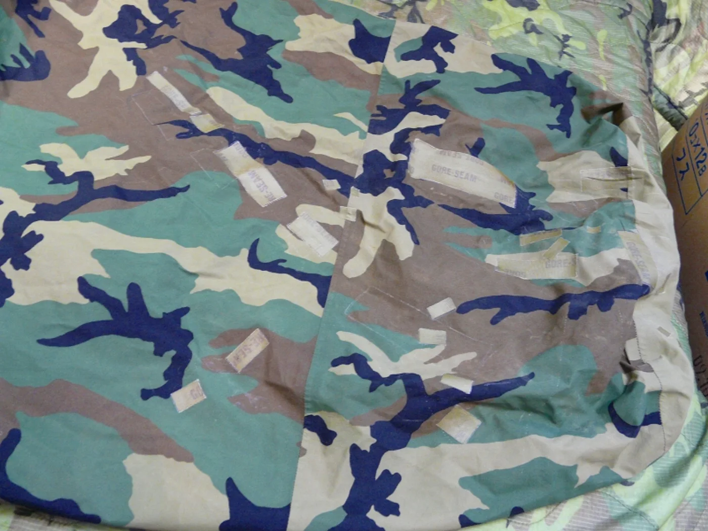 ミリタリーショップ 南国百貨店.COM|沖縄 ゴアテックス寝袋カバー 軍用実物 BIVY COVER [A-483] - 記録写真4