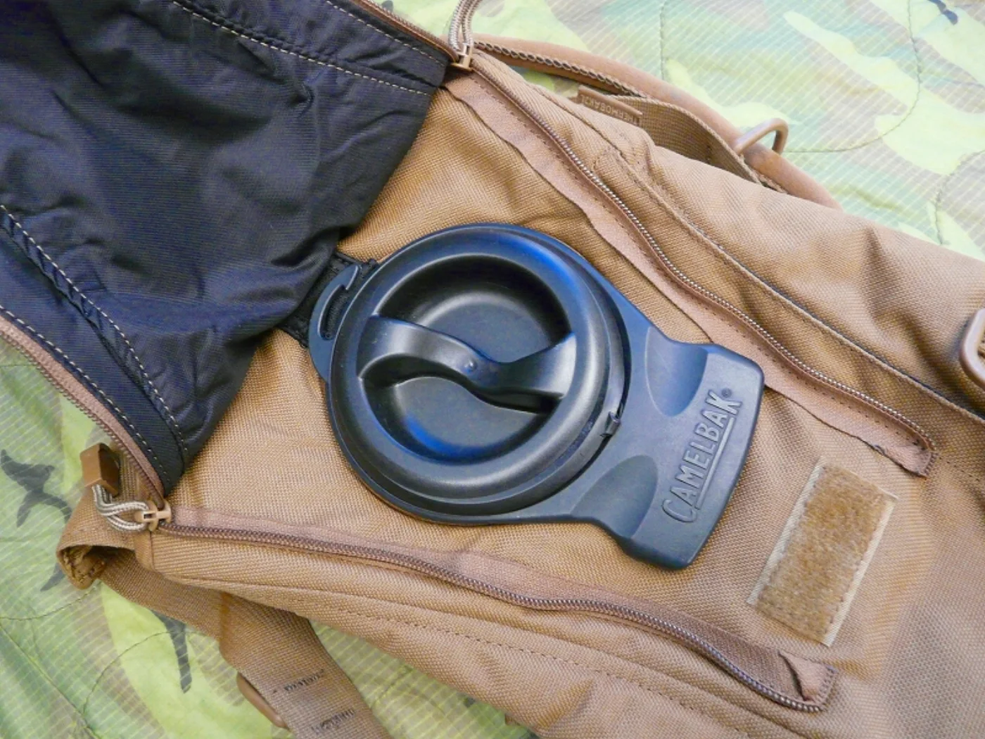 ミリタリーショップ 南国百貨店.COM|沖縄 CAMELBAK コヨーテ 3L [X-296] - CAMELBAK コ 記録写真7
