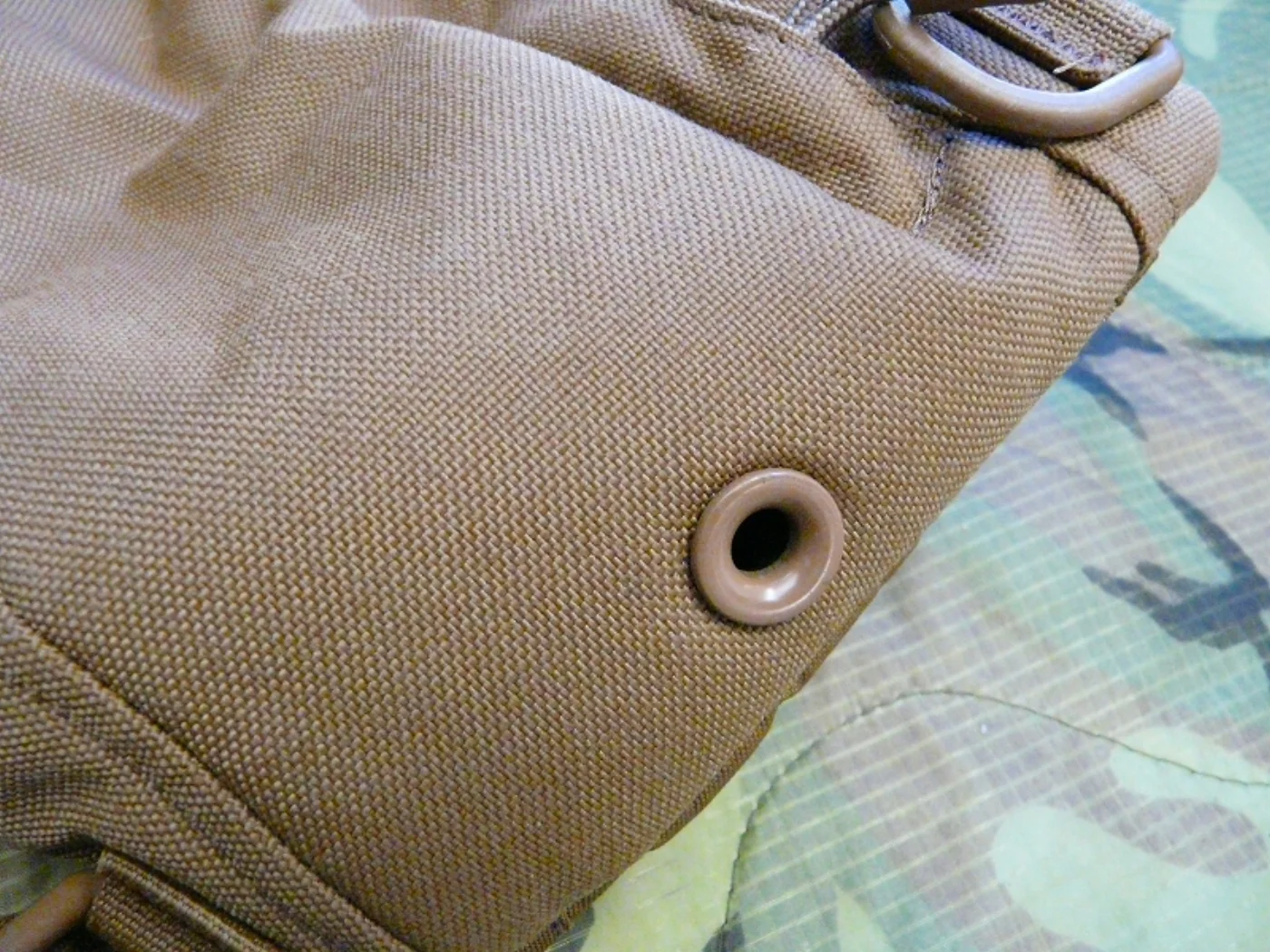 ミリタリーショップ 南国百貨店.COM|沖縄 CAMELBAK コヨーテ 3L [X-296] - CAMELBAK コ 記録写真8