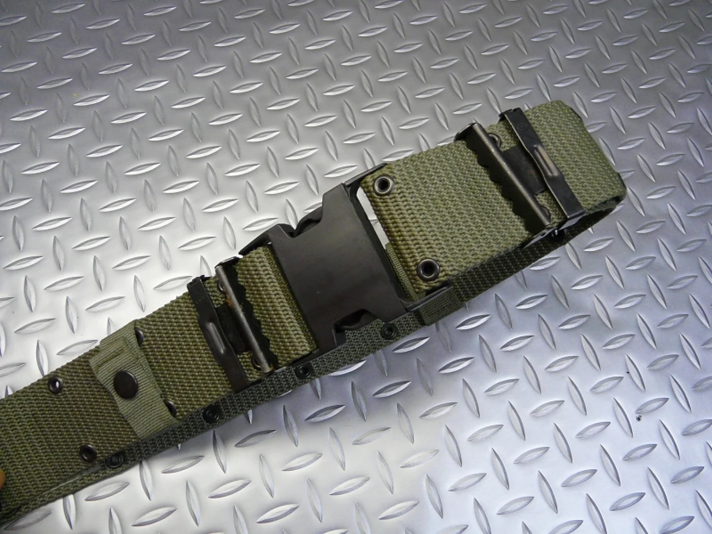 ミリタリーショップ 南国百貨店.COM|沖縄 新型ピストルベルト BELT INDIVIDUAL EQUIPMENT - 記録写真4