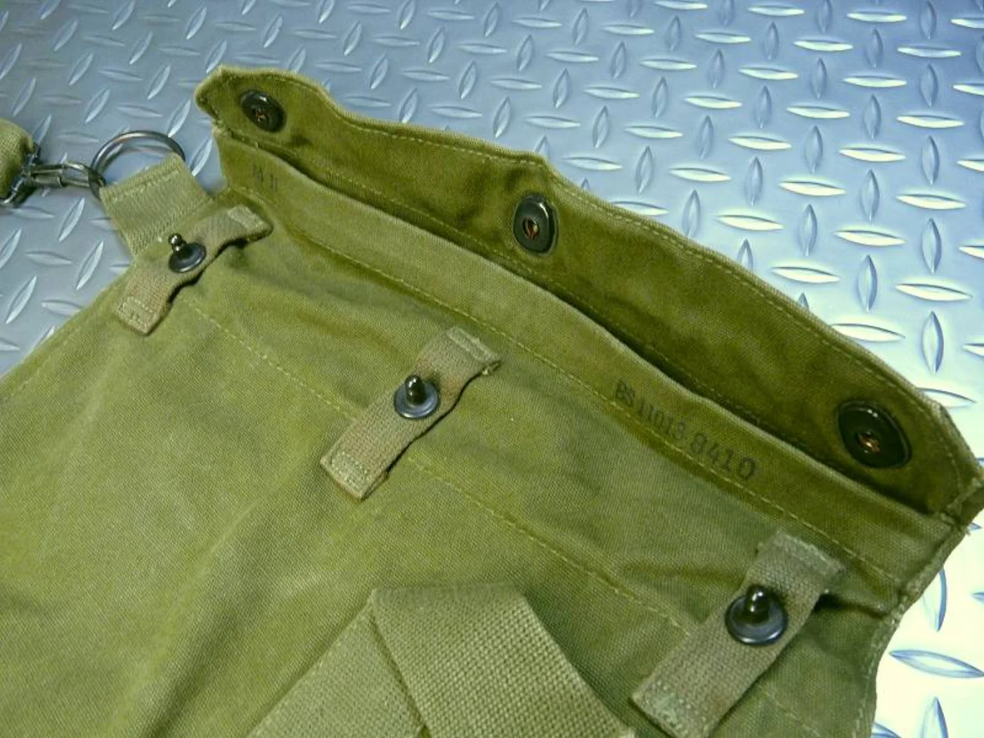 ミリタリーショップ 南国百貨店.COM|沖縄 ケミカルバッグ [F-562] - ケミカルバッグ米軍放出品かっこよく、通 記録写真5
