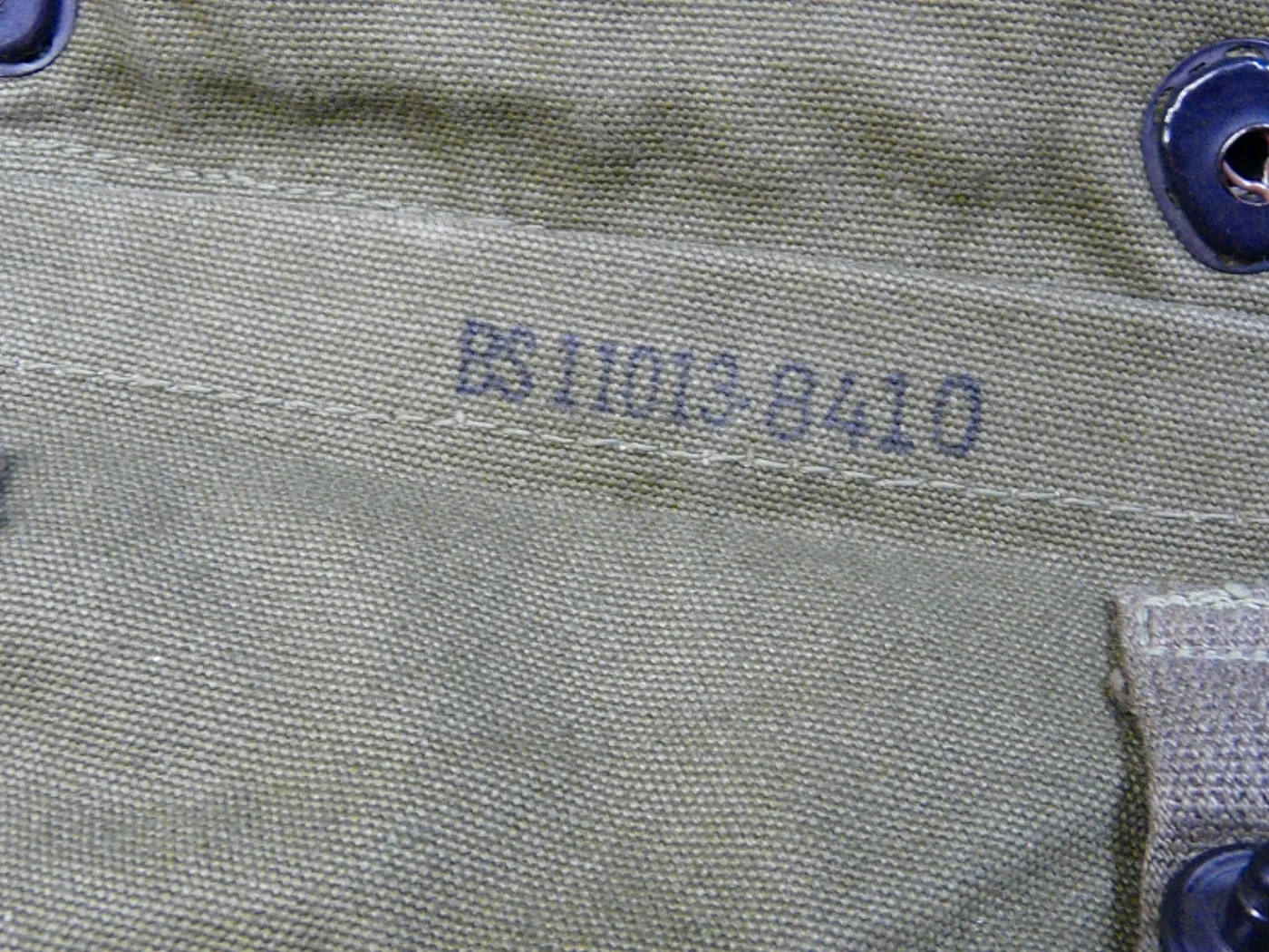 ミリタリーショップ 南国百貨店.COM|沖縄 ケミカルバッグ [F-562] - ケミカルバッグ米軍放出品かっこよく、通 記録写真6