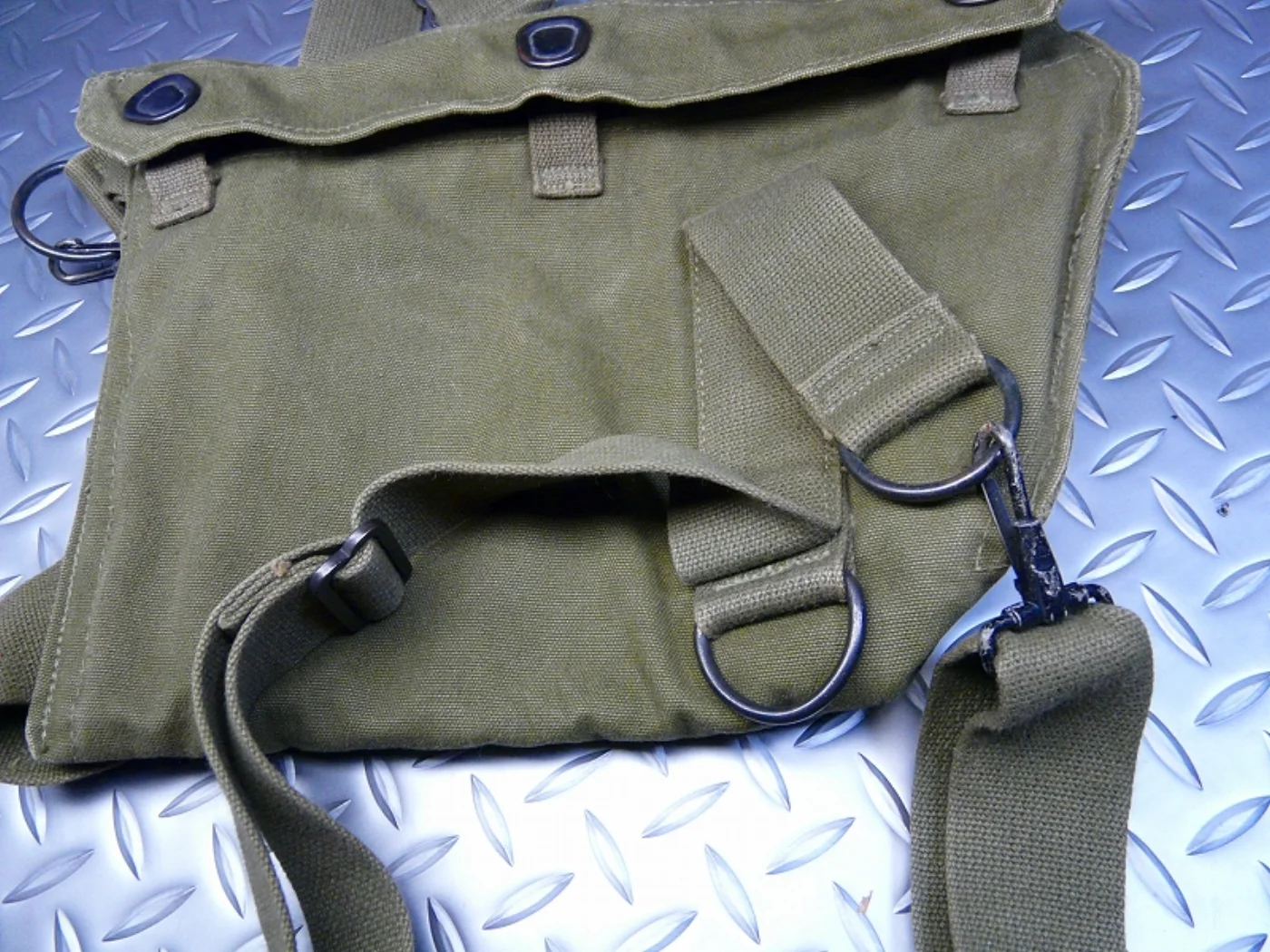 ミリタリーショップ 南国百貨店.COM|沖縄 ケミカルバッグ [F-562] - ケミカルバッグ米軍放出品かっこよく、通 記録写真8