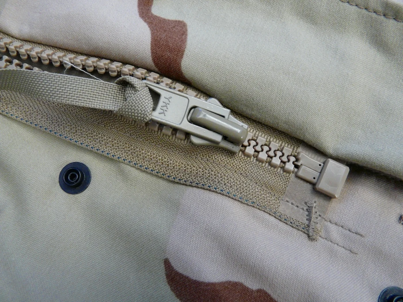 ミリタリーショップ 南国百貨店.COM|沖縄 U.S.AIR FORCE M65ジャケット 3Cデザート L-S 新品 記録写真7