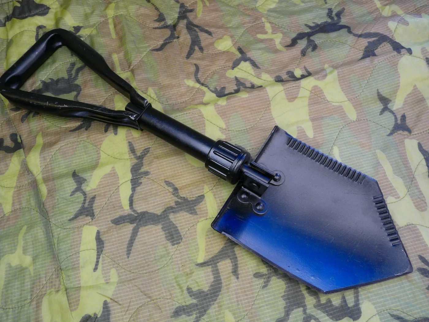 ミリタリーショップ 南国百貨店.COM|沖縄 E-TOOL 折り畳み式 シャベル ナム戦モノ [B-940] - E-T 記録写真5
