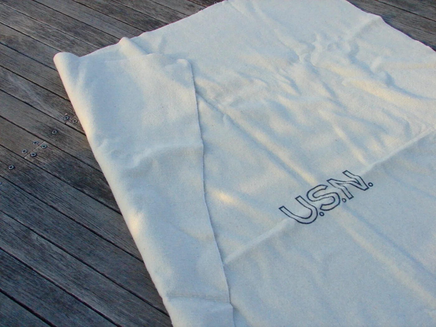 ミリタリーショップ 南国百貨店.COM|沖縄 U.S.N. 海軍用毛布 極上品 [FK-169] - U.S.N. 海軍 記録写真8