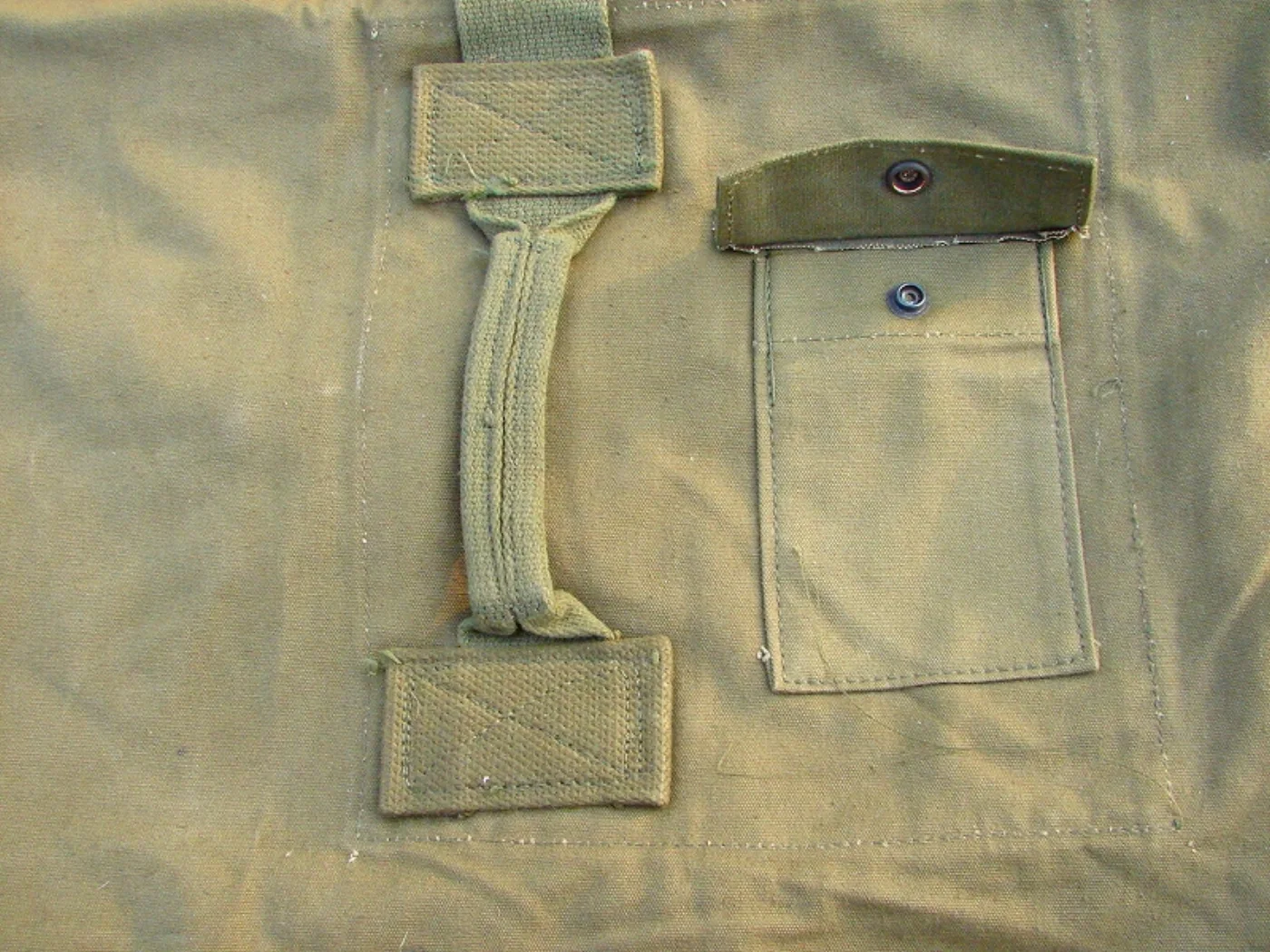 ミリタリーショップ 南国百貨店.COM|沖縄 ダッフルバッグ ナム戦 デッドストック品 [FK-172] - ダッフルバ 記録写真5