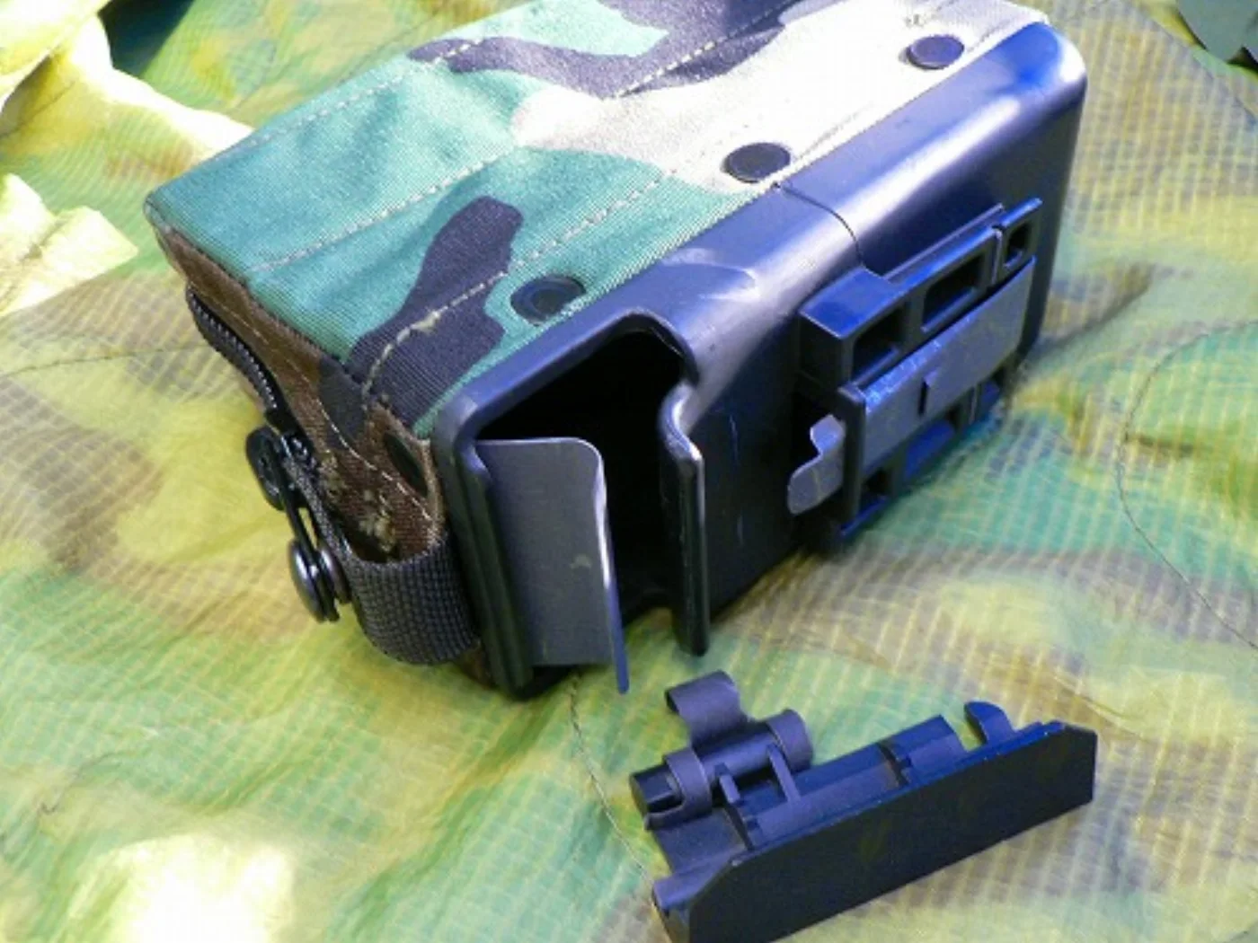 ミリタリーショップ 南国百貨店.COM|沖縄 ミニミ１００連マガジンポーチ 新品 [C-424] - ミニミ１００連マガ 記録写真3