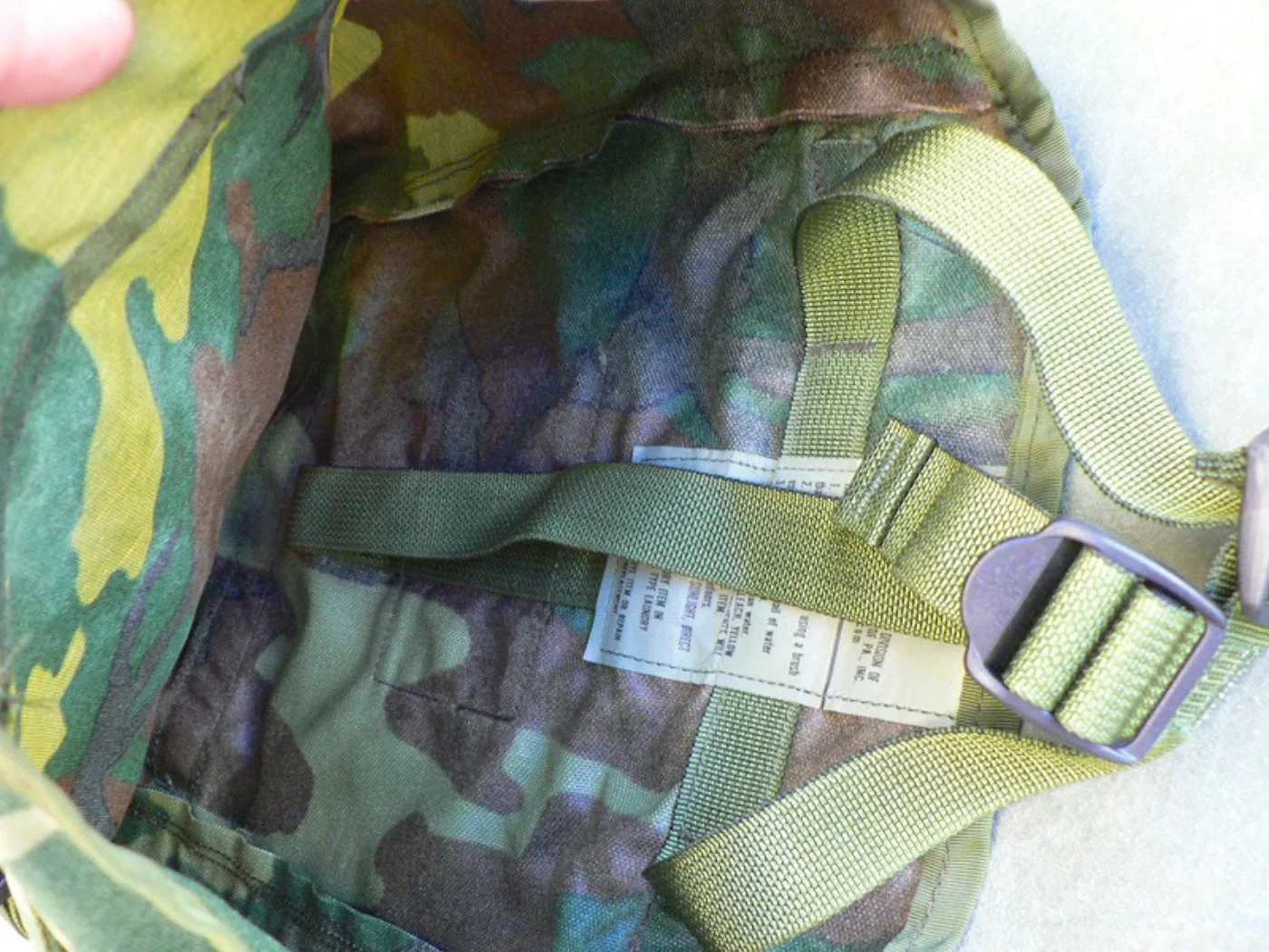 ミリタリーショップ 南国百貨店.COM|沖縄 MOLLE POUCH RADIO 極上品 [ZZ C-1009] - M 記録写真7