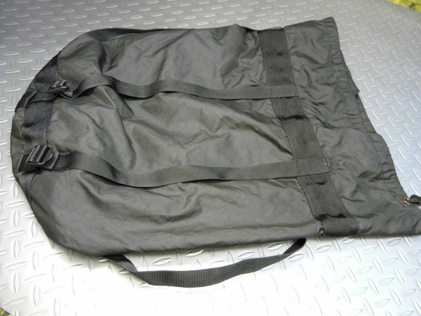 ミリタリーショップ 南国百貨店.COM|沖縄 新型寝袋用 STUFF SACK 新型寝袋ケース M [F-575] - 記録写真6