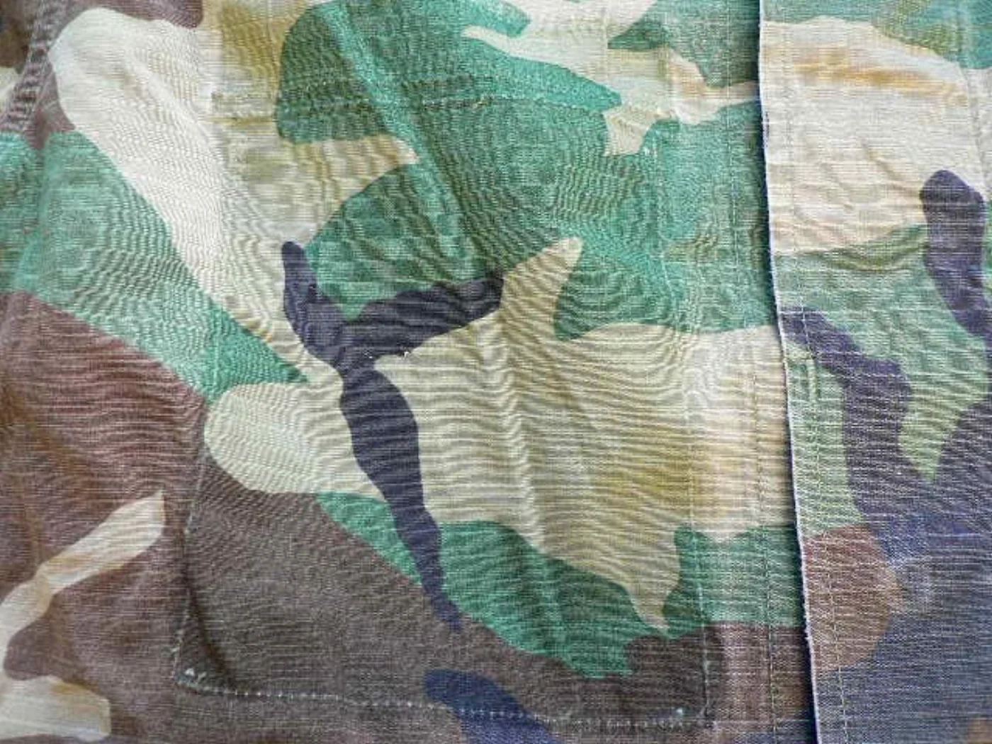 ミリタリーショップ 南国百貨店.COM|沖縄 カモフラージュ ウッドランド ジャケット 迷彩服 M-S [Z-680] 記録写真6