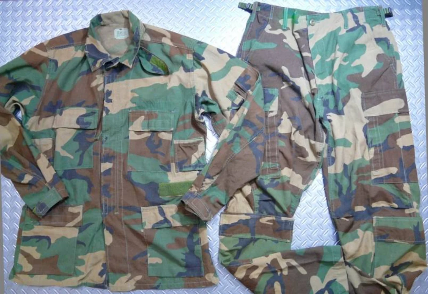ミリタリーショップ 南国百貨店.COM|沖縄 コブラ搭乗員 ヘリクルー用 上下セット M-R [Z Q-266] - コ 記録写真3
