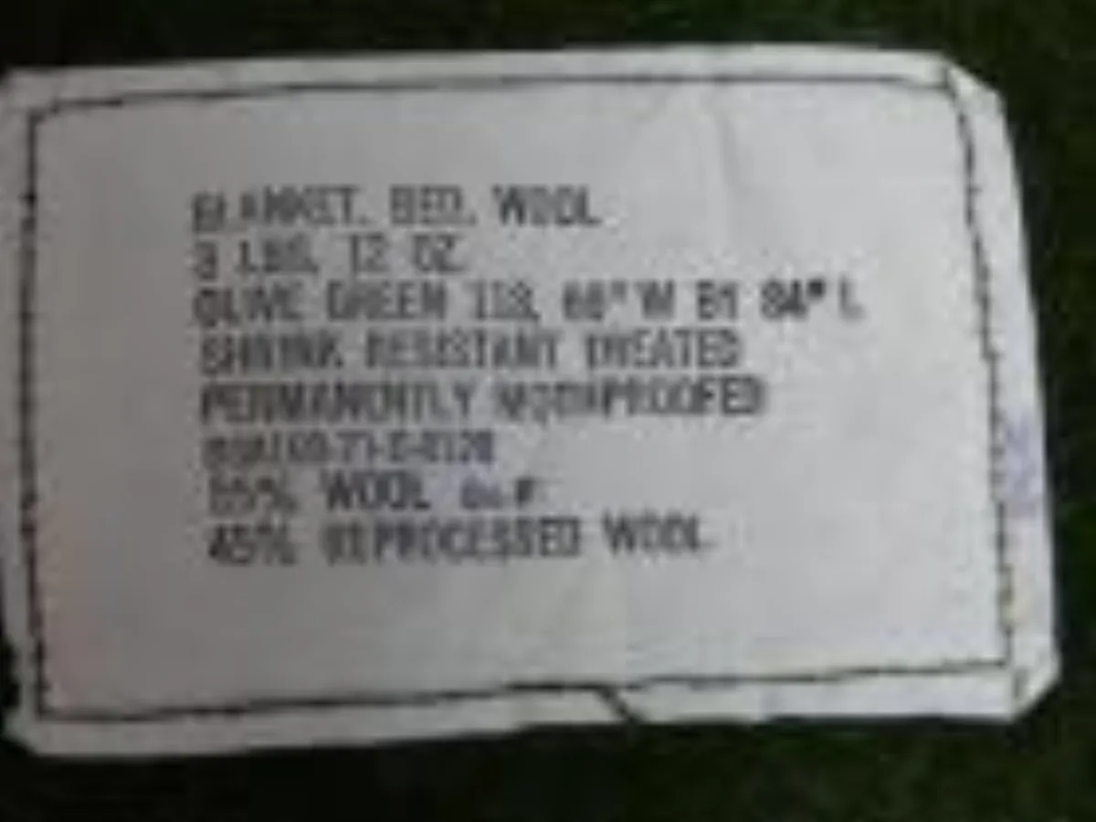 ミリタリーショップ 南国百貨店.COM|沖縄 米軍毛布 BLANKET BED WOOL デッドストック品 [A-521 記録写真1