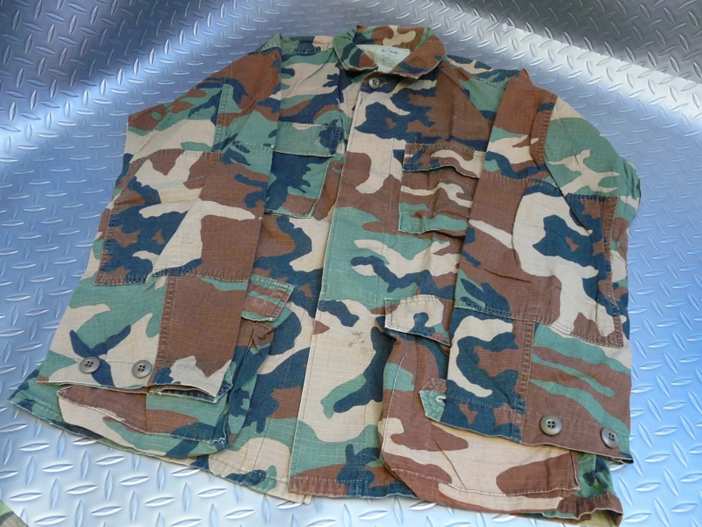 ミリタリーショップ 南国百貨店.COM|沖縄 BDU ジャケット ウッドランド Rip-Stop S-R [Z-1255 記録写真2