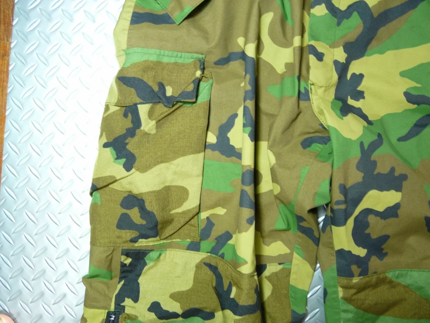 ミリタリーショップ 南国百貨店.COM|沖縄 ゴアテックスパンツ L-R TYPE-II USMC支給品 [Q-300] 記録写真4