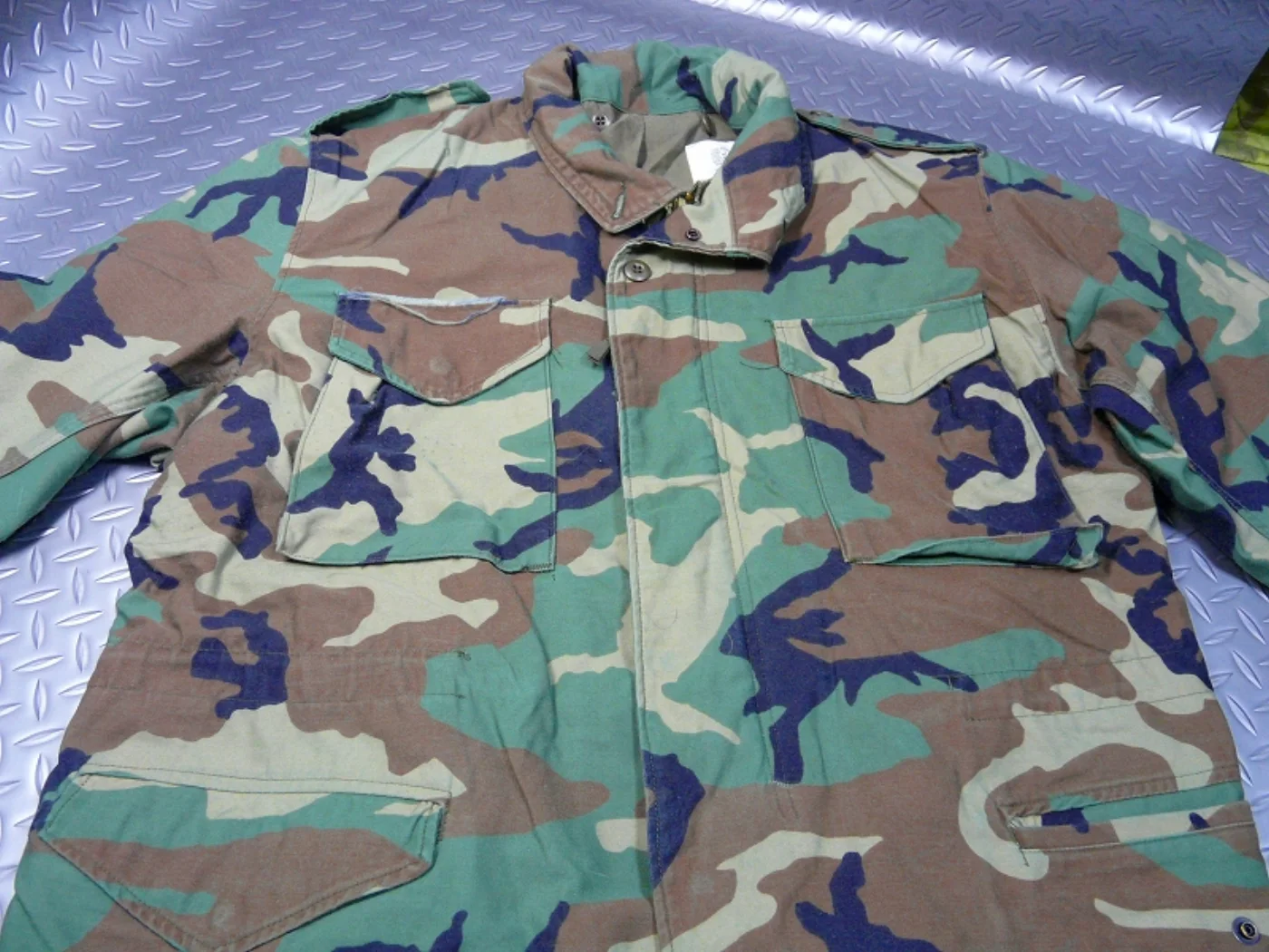 ミリタリーショップ 南国百貨店.COM|沖縄 M-65 ジャケット ウッドランド L-R DLA100-89 [Z G- 記録写真3