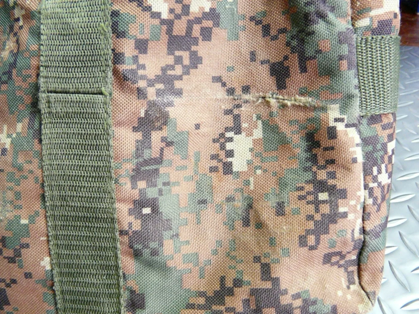 ミリタリーショップ 南国百貨店.COM|沖縄 KIT BAG マーパットデジタル キットバッグ わけあり [Q-333] 記録写真6