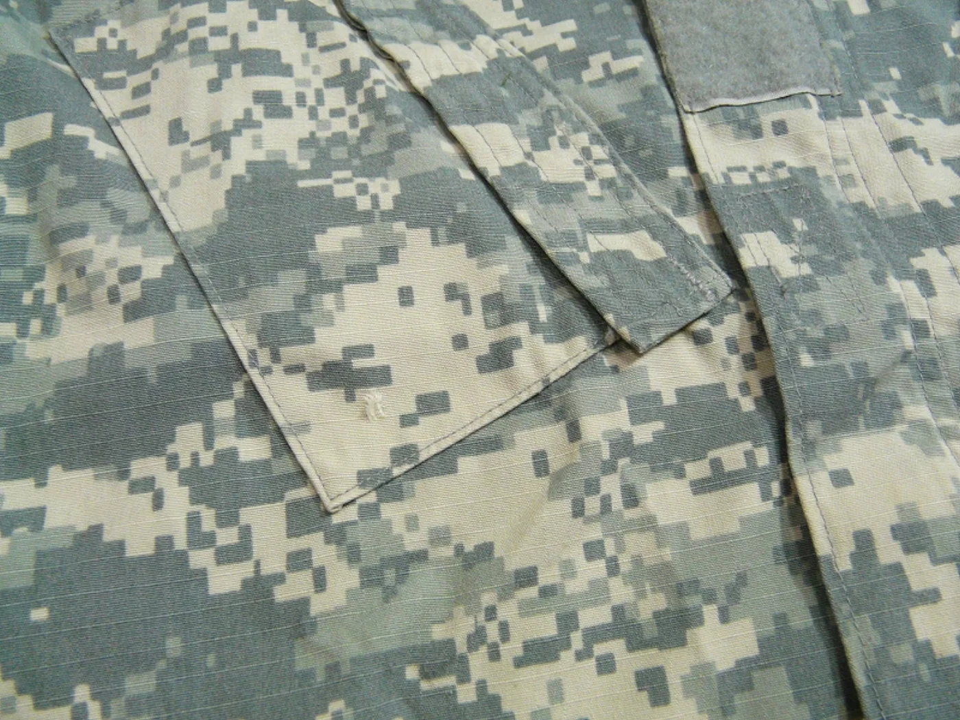 ミリタリーショップ 南国百貨店.COM|沖縄 ACU ジャケット ARMY新型ユニフォーム S-R [Q-398] - 記録写真5