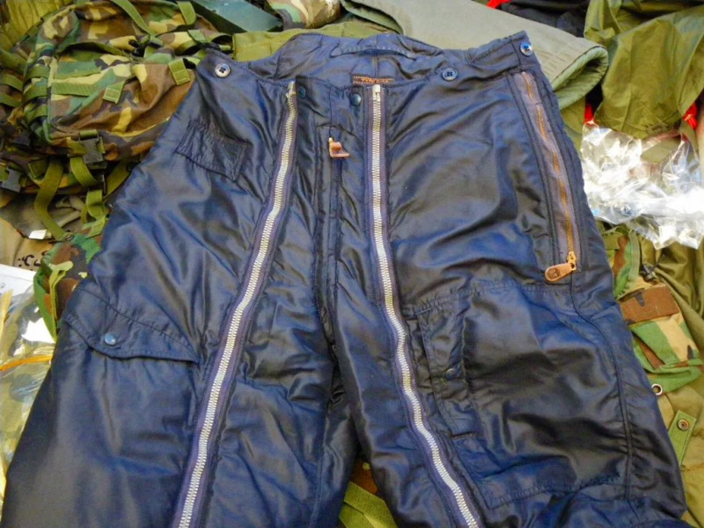 ミリタリーショップ 南国百貨店.COM|沖縄 激レア発見！TROUSERS FLYING HEAVY TYPE D-1A 記録写真2