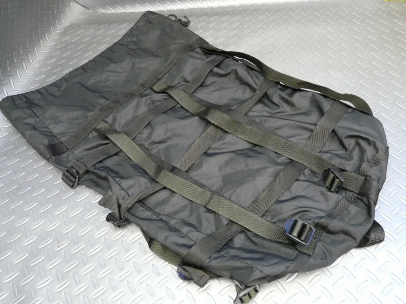 ミリタリーショップ 南国百貨店.COM|沖縄 STUFF SACK 寝袋用収納ケース 大型 [A-529] - STUF 記録写真2