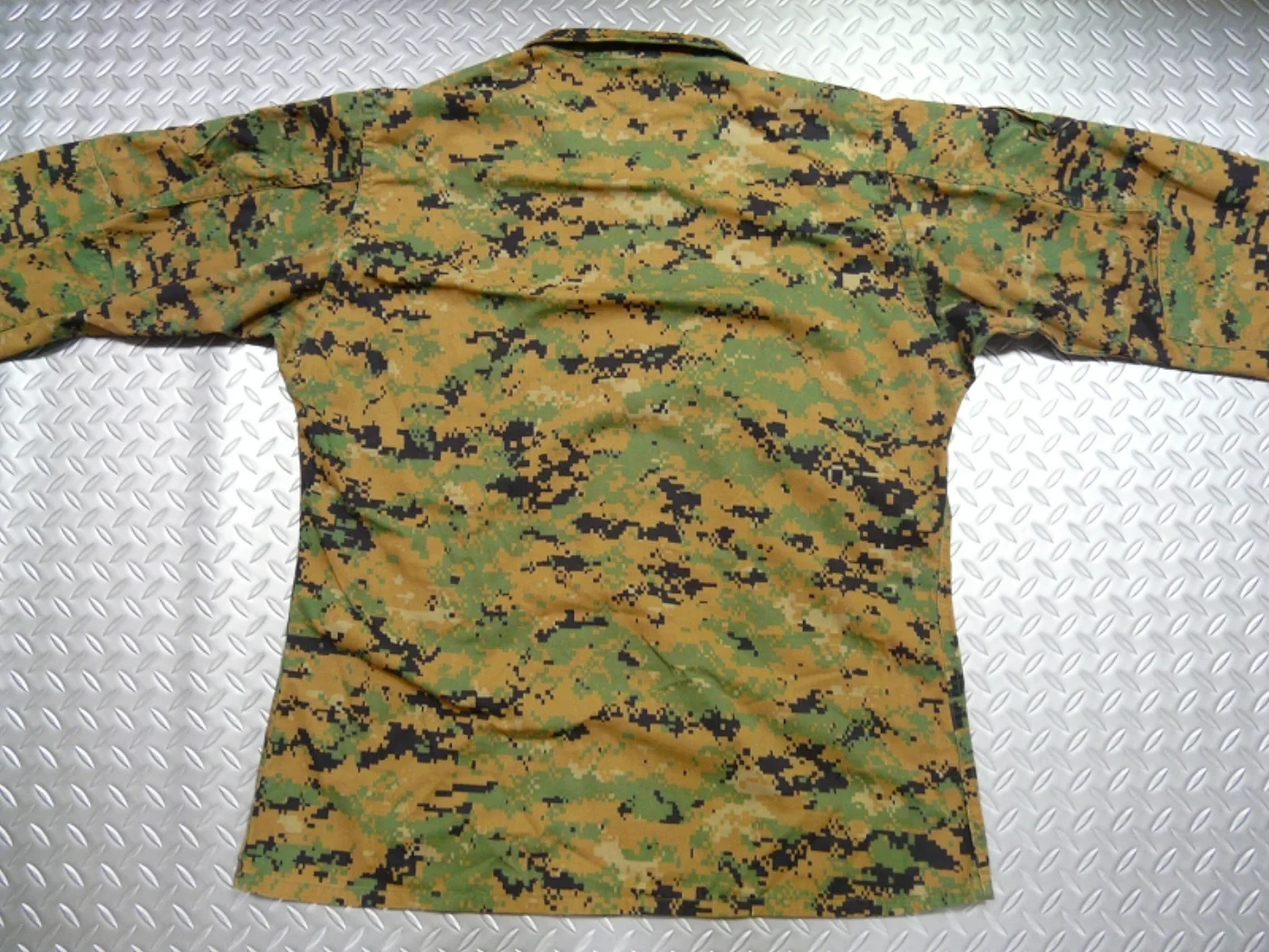 ミリタリーショップ 南国百貨店.COM|沖縄 USMC マーパット ウッドランド ジャケット M-R [Q-419] - 記録写真7