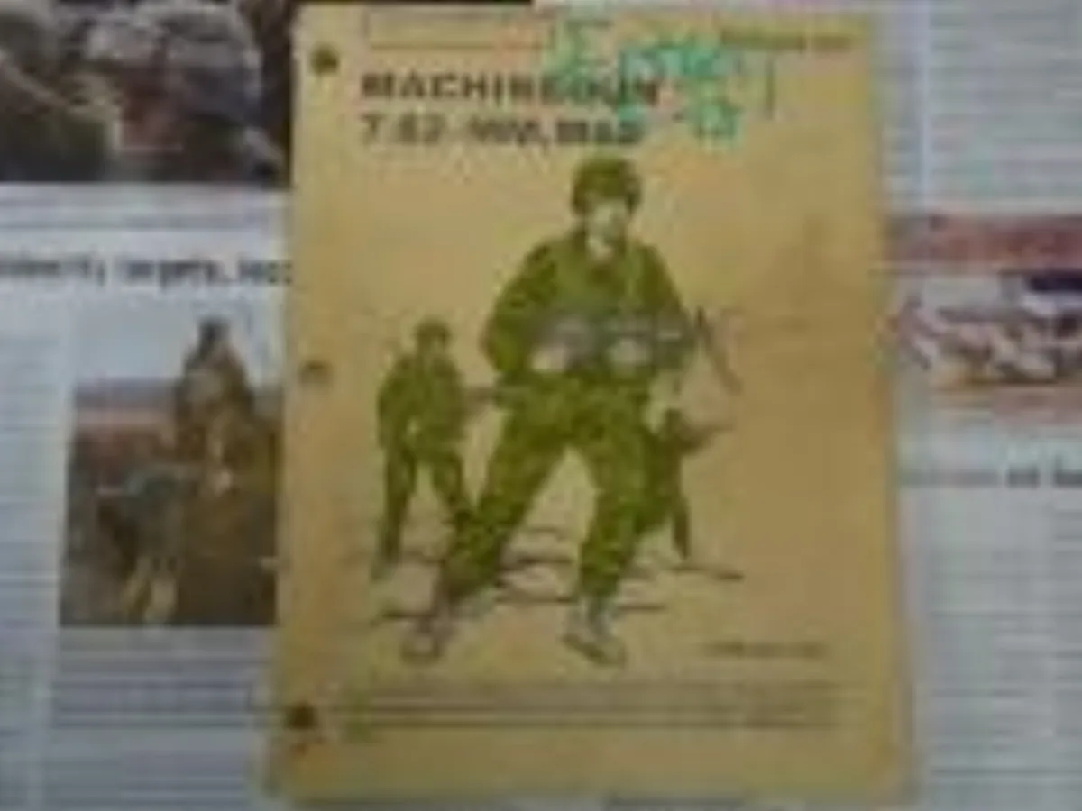 ミリタリーショップ 南国百貨店.COM|沖縄 MACHINEGUN 7.62-MM M60 マニュアル [Z FLIP- 記録写真1