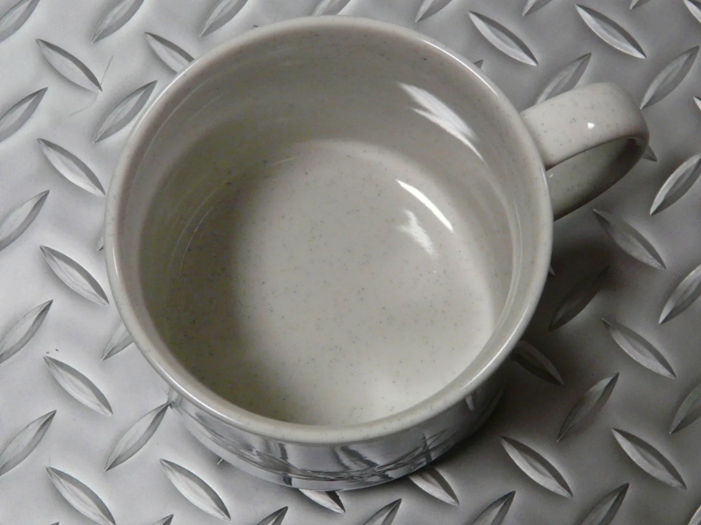 ミリタリーショップ 南国百貨店.COM|沖縄 大きな F-22 マグカップ 直径１０ｃｍ [Q-446] - 大きな F 記録写真5