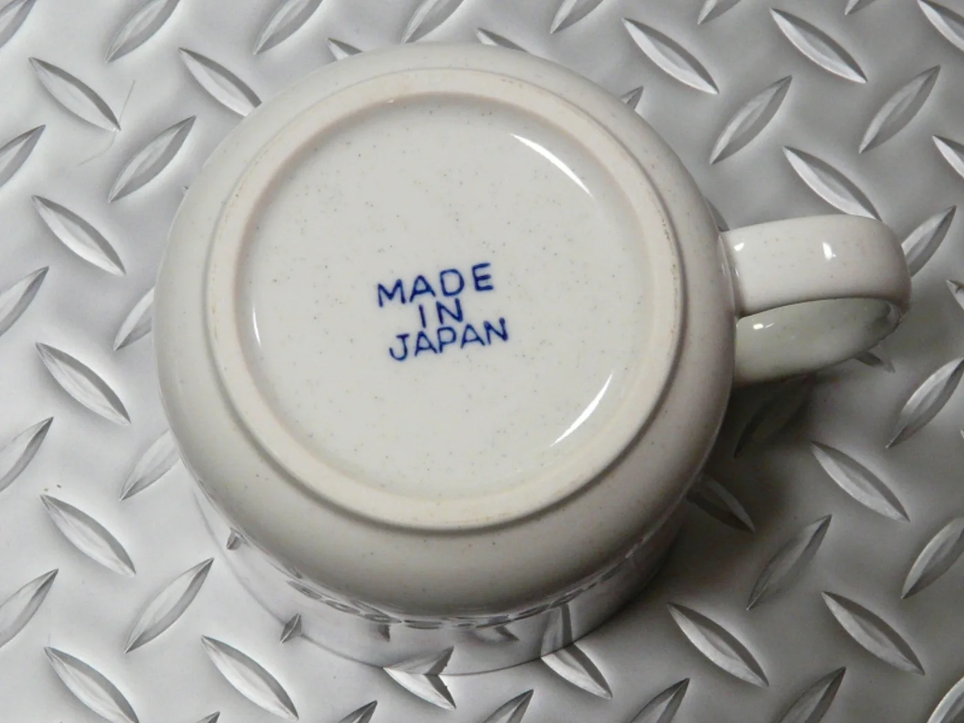 ミリタリーショップ 南国百貨店.COM|沖縄 大きな F-22 マグカップ 直径１０ｃｍ [Q-446] - 大きな F 記録写真7