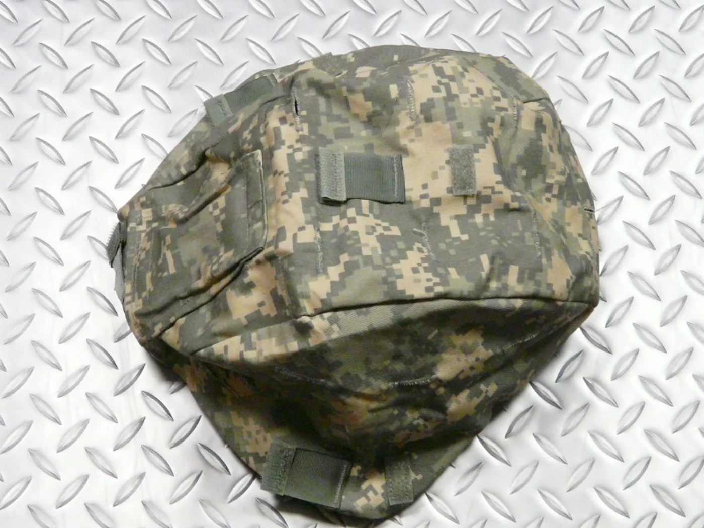 ミリタリーショップ 南国百貨店.COM|沖縄 MICH ヘルメット用 カバー ACU S/M [Q-474] - MIC 記録写真4