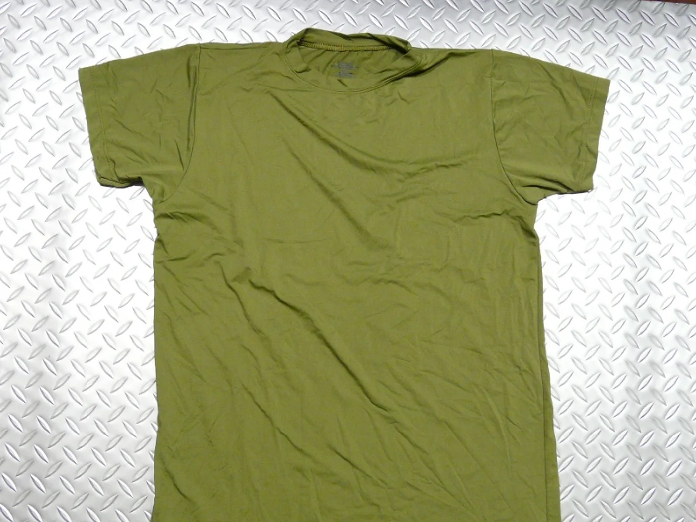 ミリタリーショップ 南国百貨店.COM|沖縄 USMC 官給品 タクティカルTシャツ -S- OD [Q-487] - 記録写真4