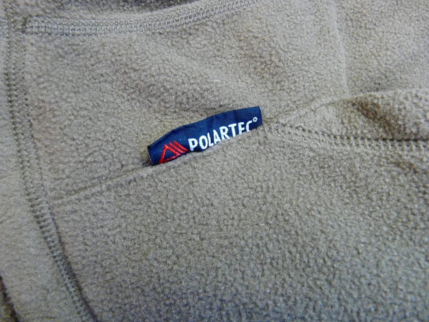 ミリタリーショップ 南国百貨店.COM|沖縄 POLARTEC ポーラテック フリース コヨーテ USMC -M- [H 記録写真5