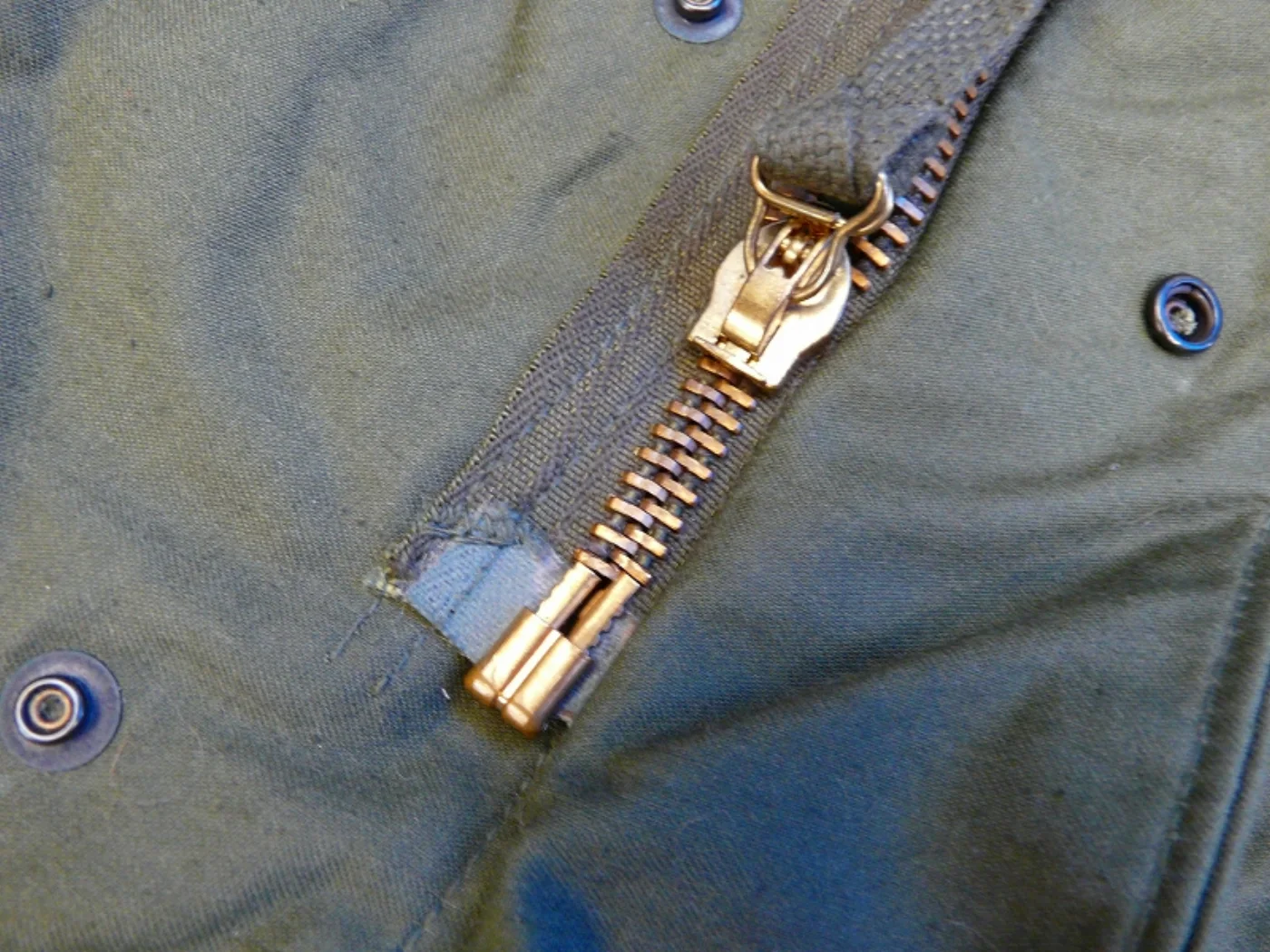ミリタリーショップ 南国百貨店.COM|沖縄 M65ジャケット U.S.AIR FORCE OD S-R 極上品 パッチ 記録写真7
