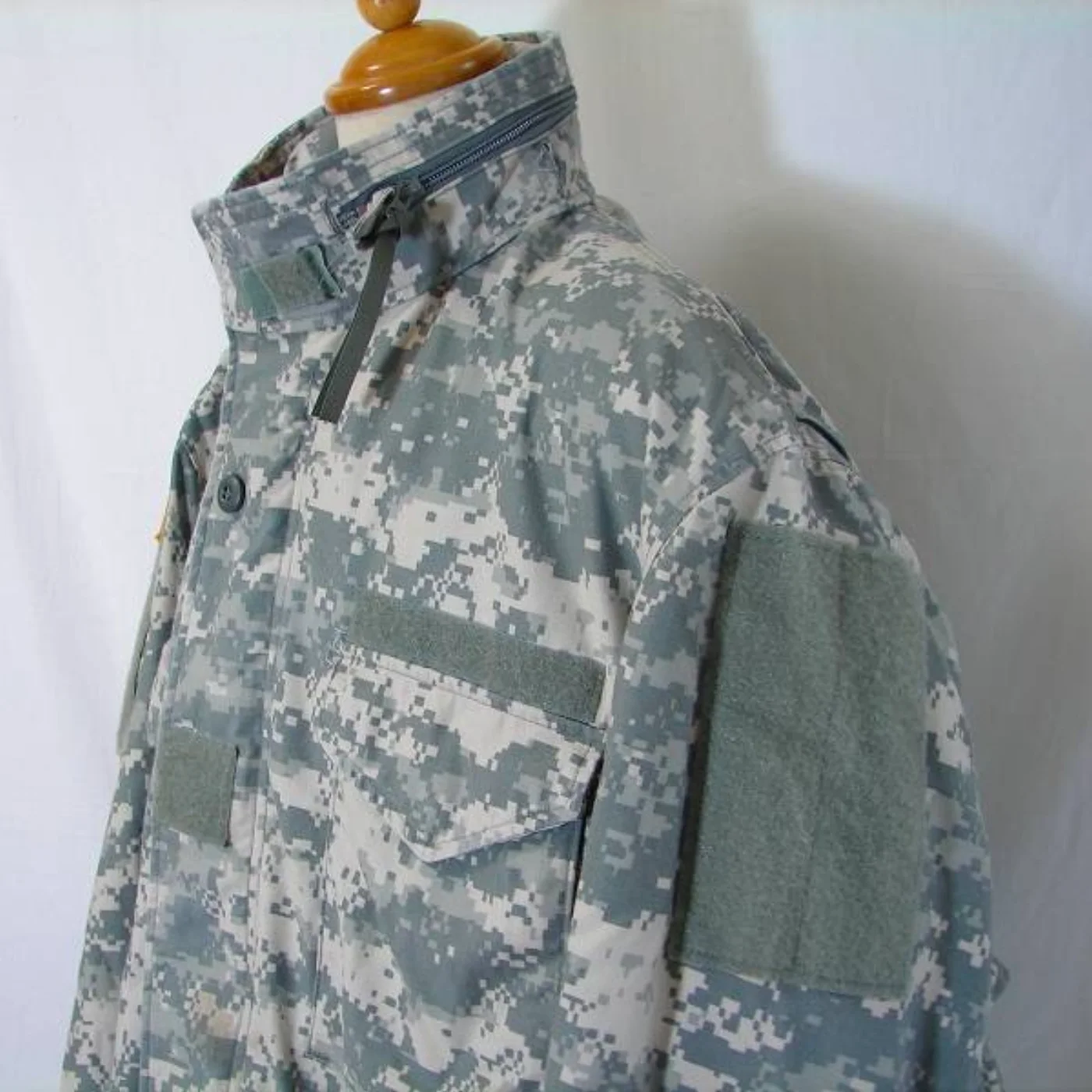 ミリタリーショップ 南国百貨店.COM|沖縄 ACU M65ジャケット XL-R 中古良品 [FK-214] - ACU 記録写真4