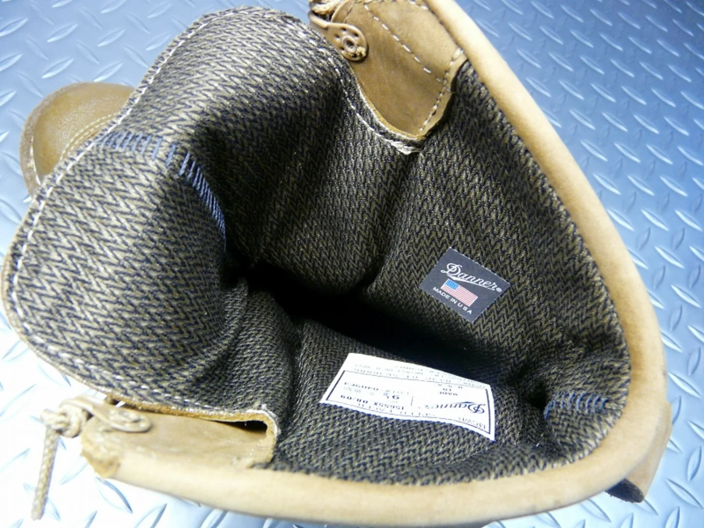 ミリタリーショップ 南国百貨店.COM|沖縄 Danner USMC デザートブーツ 極上品 9.5R [B-1068] 記録写真4