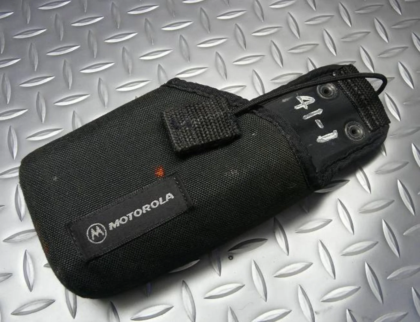 ミリタリーショップ 南国百貨店.COM|沖縄 MOTOROLA ラジオポーチ [Z D-1457] - MOTOROLA 記録写真2