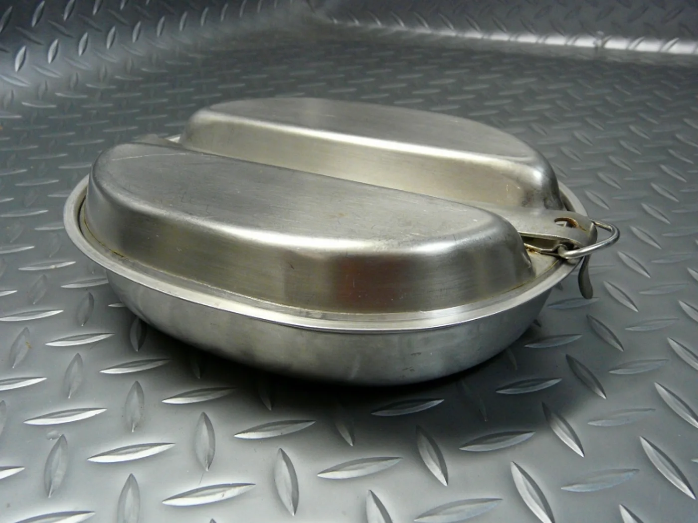 ミリタリーショップ 南国百貨店.COM|沖縄 メスキットパン 1965 + スプーン・ナイフ・フォークセット [B-10 記録写真7