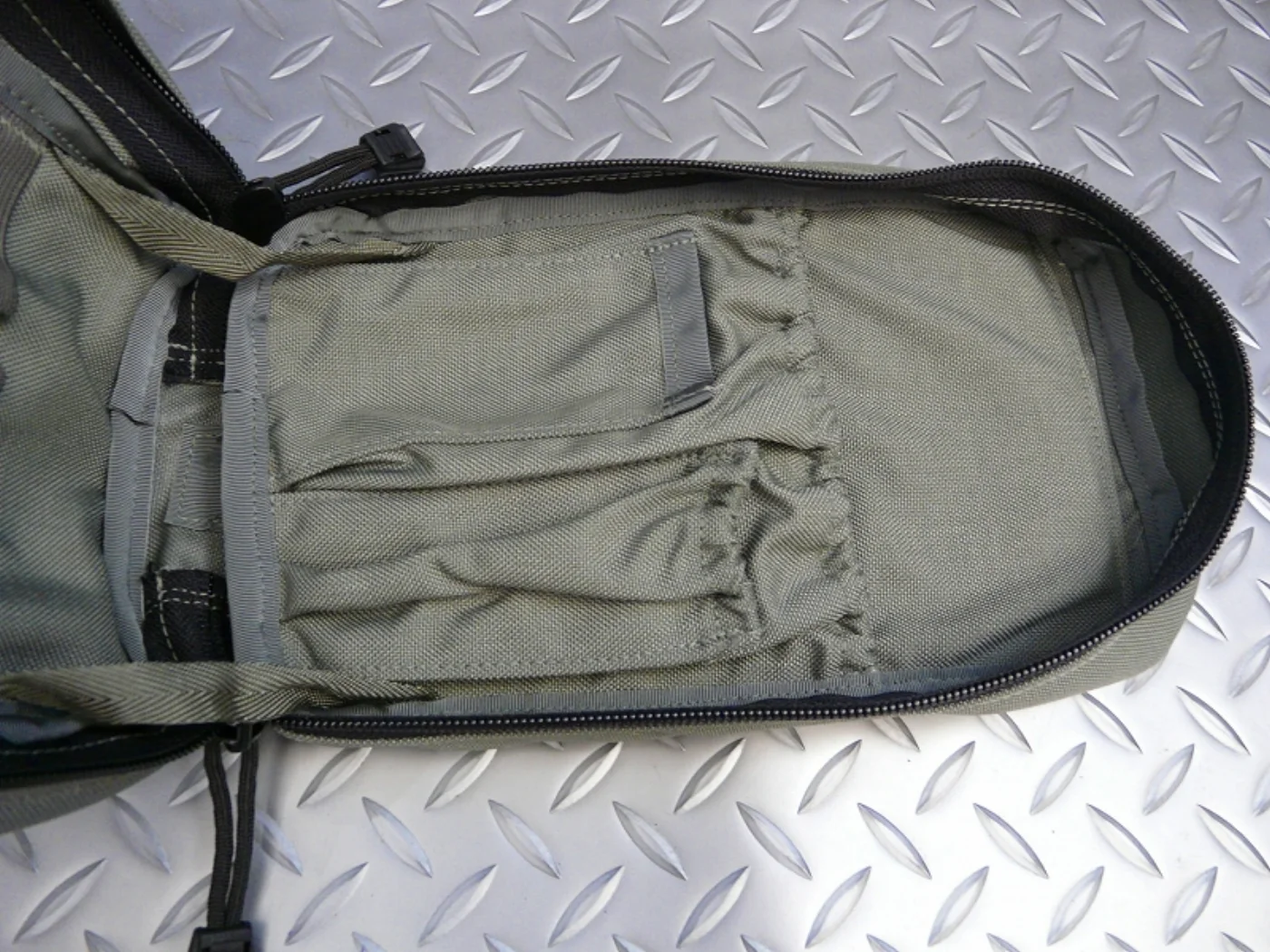 ミリタリーショップ 南国百貨店.COM|沖縄 ACU ポーチ [C-1198] - ACU ポーチ米軍放出品程度：新品2 記録写真7