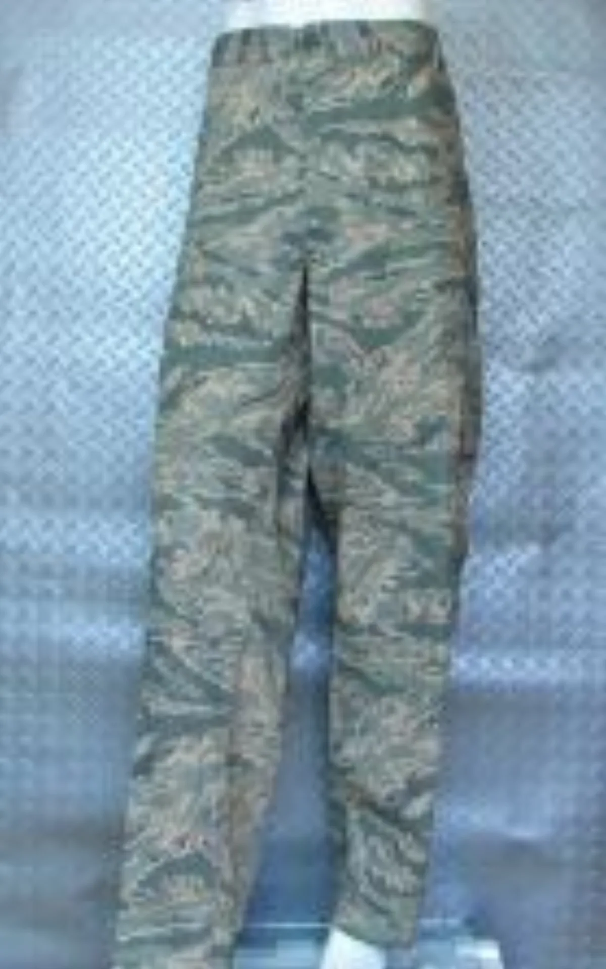 ミリタリーショップ 南国百貨店.COM|沖縄 U.S.AIRFORCE ABU 空軍新型迷彩 パンツ 46R (XL-R 記録写真1