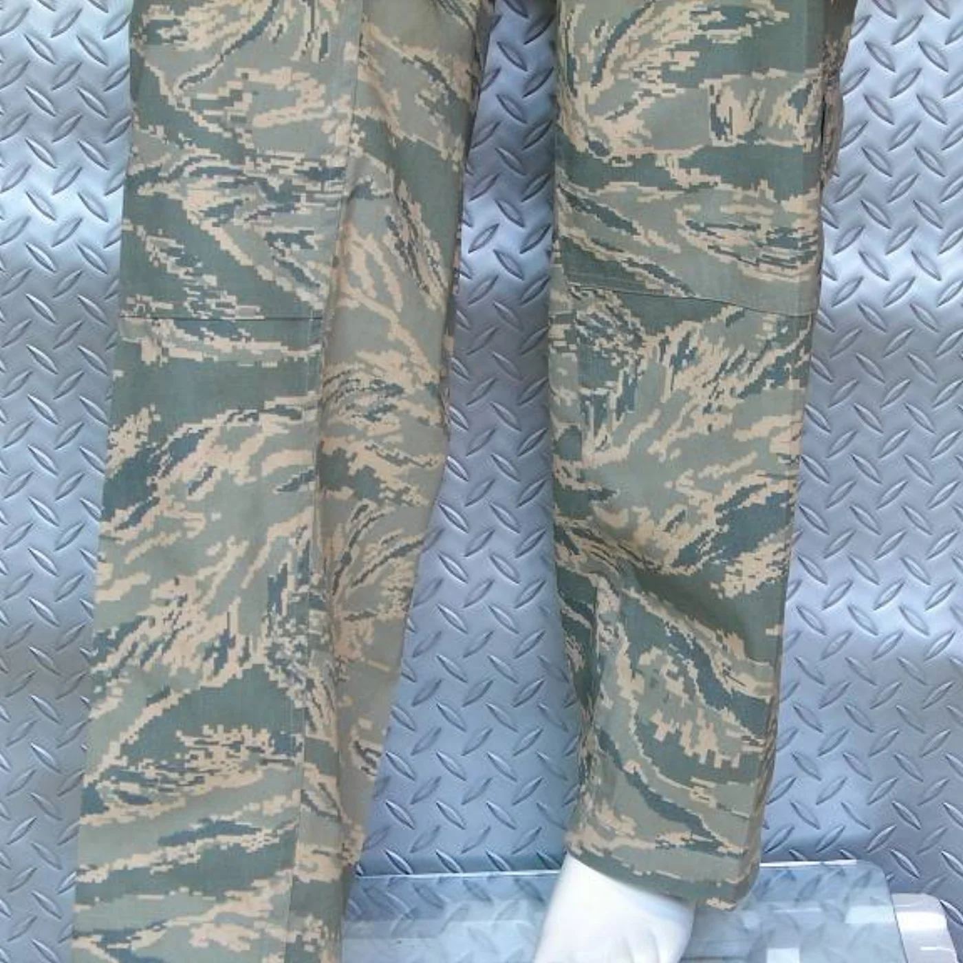 ミリタリーショップ 南国百貨店.COM|沖縄 U.S.AIRFORCE ABU 空軍新型迷彩 パンツ 46R (XL-R 記録写真4