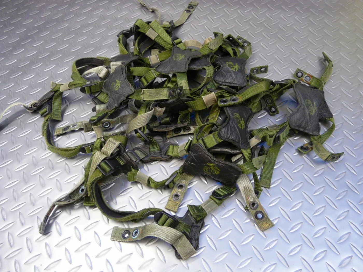 ミリタリーショップ 南国百貨店.COM|沖縄 USMC フリッツヘルメット用インナーパーツ [ZZ E-1098] - 記録写真2